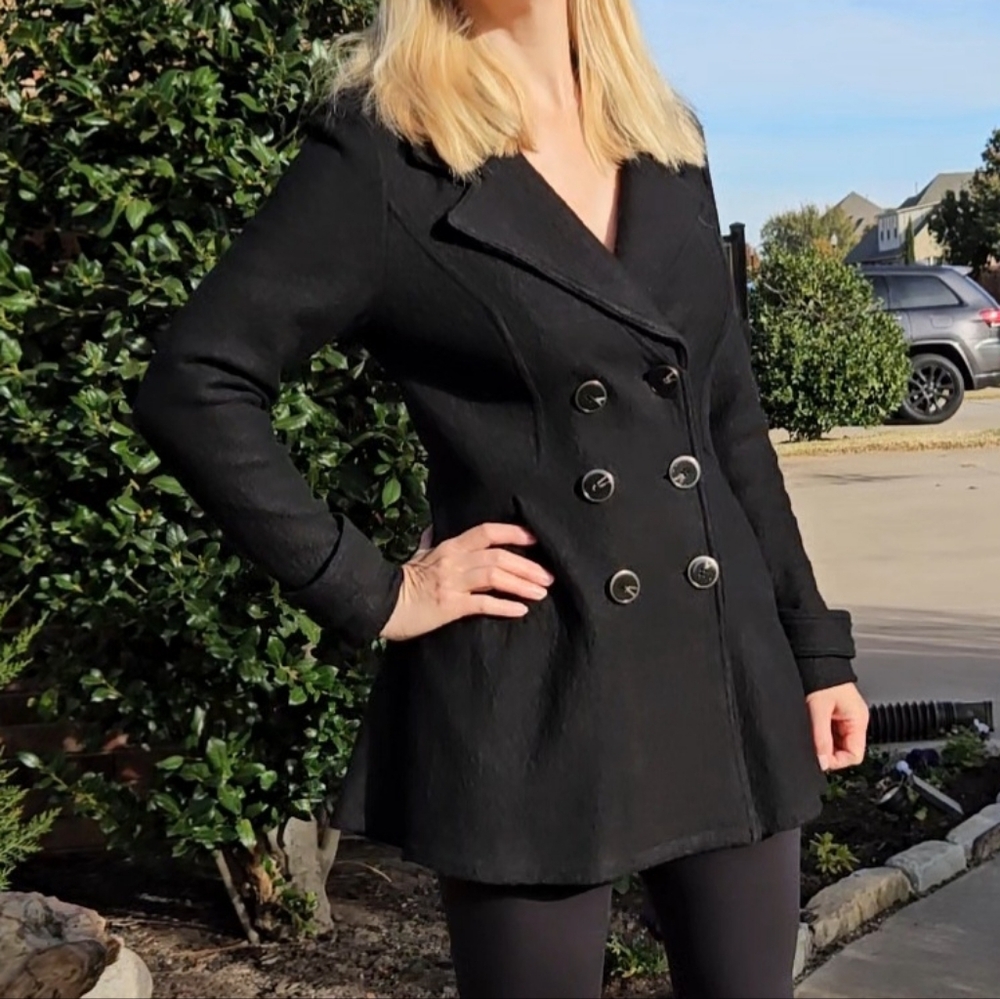 Luii Black Double-Breasted Women's Coat
